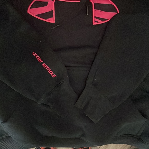 Under Armour hoodie Sm - Picture 4 of 4